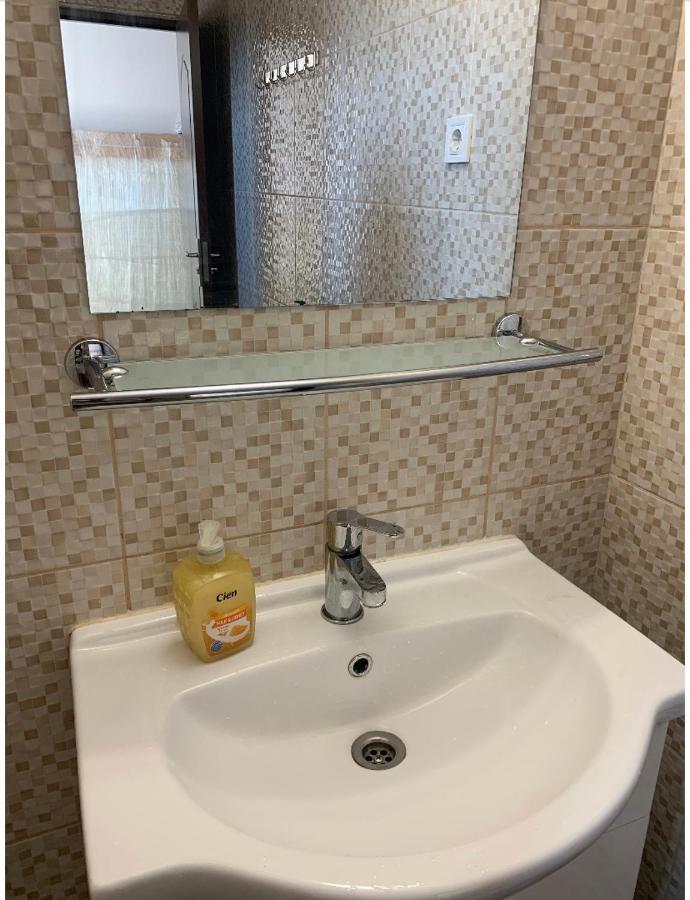 Vila Sunset Apartment Galaţi Екстериор снимка