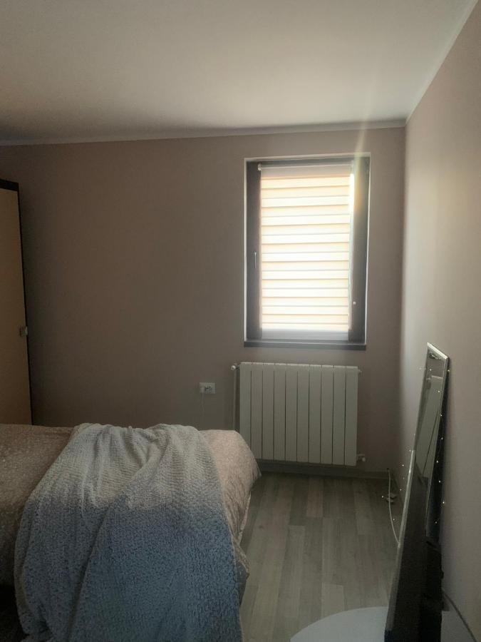 Vila Sunset Apartment Galaţi Екстериор снимка